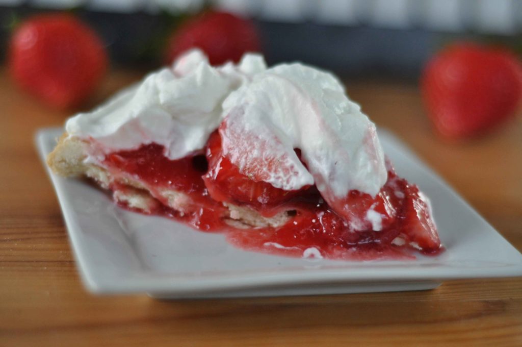 fresh strawberry glazed pie