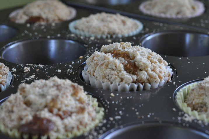 banana bread muffins with a crumb topping